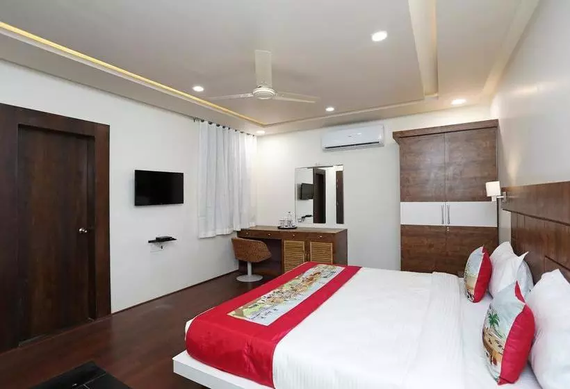 Oyo 11517 Hotel Eleven 43