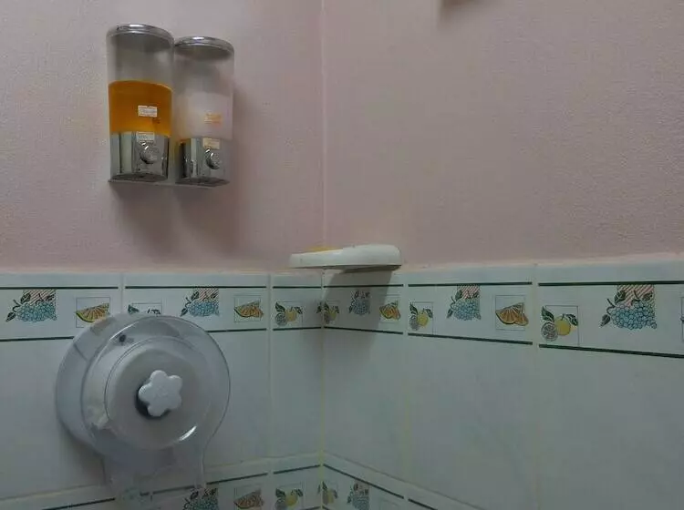 استراحتگاه Akchanok Homestay