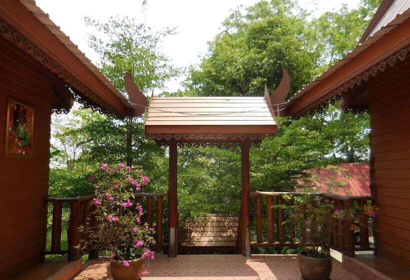 אתר נופש Akchanok Homestay