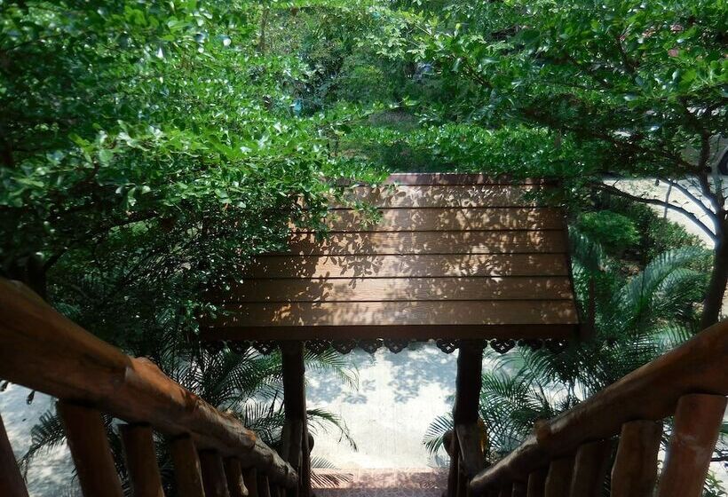 אתר נופש Akchanok Homestay