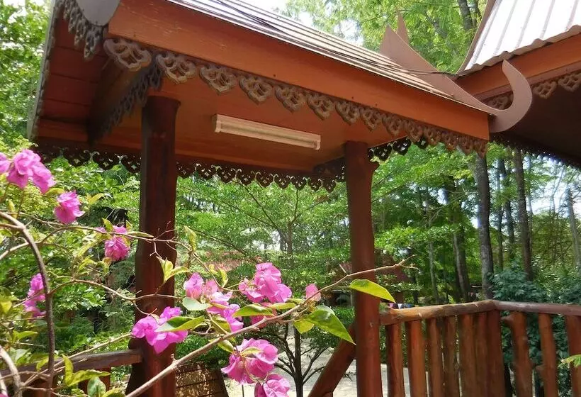 استراحتگاه Akchanok Homestay