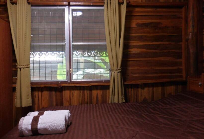 אתר נופש Akchanok Homestay