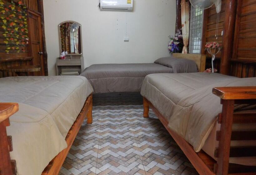 אתר נופש Akchanok Homestay