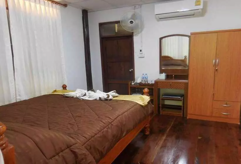 استراحتگاه Akchanok Homestay