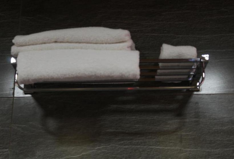 فندق على الطريق The Pahadi Organic