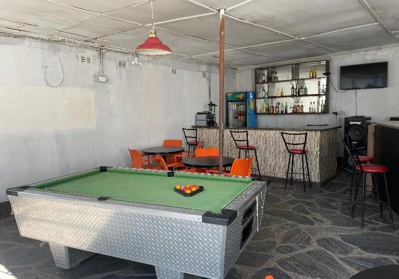 هتل Black Olive Lodge