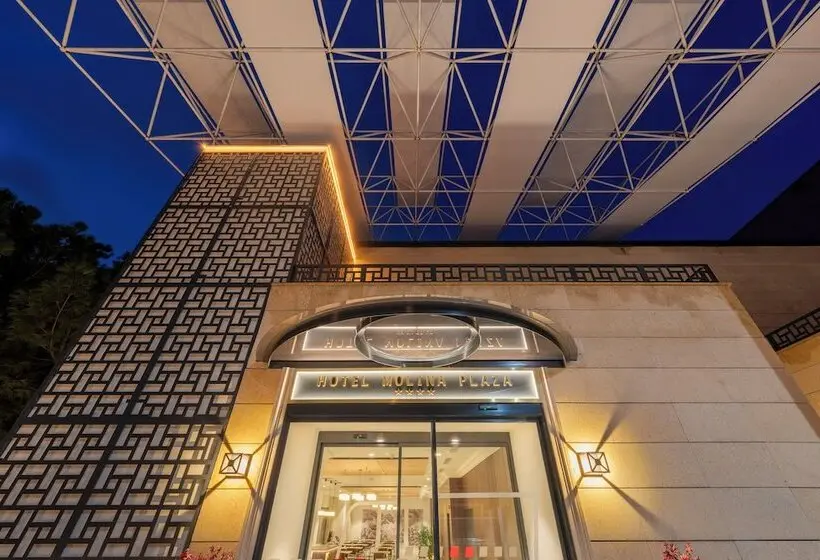 Molina Plaza by SH Hoteles