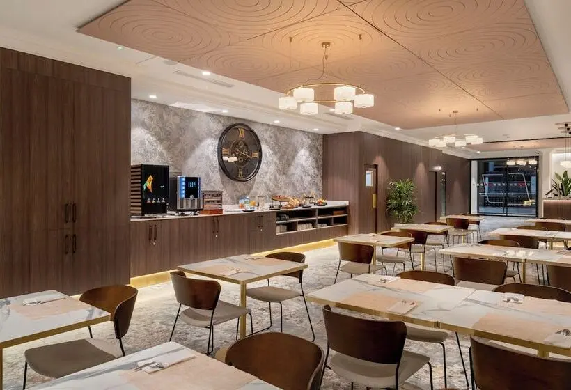 Molina Plaza by SH Hoteles