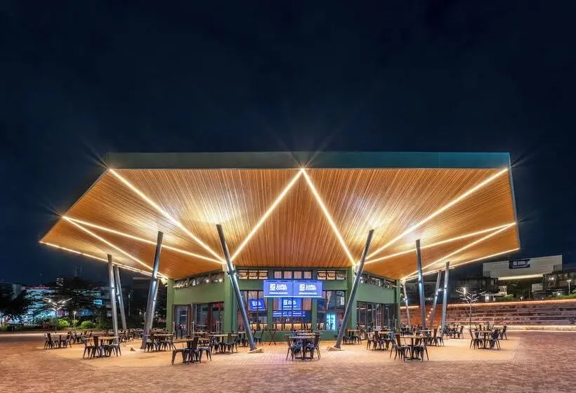 Zaria Court Hotel Kigali, Tapestry Collection by Hilton