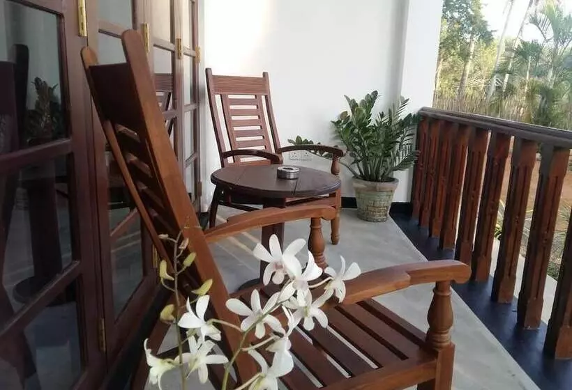 ベッドアンドブレックファースト Sea Glow  Tangalle