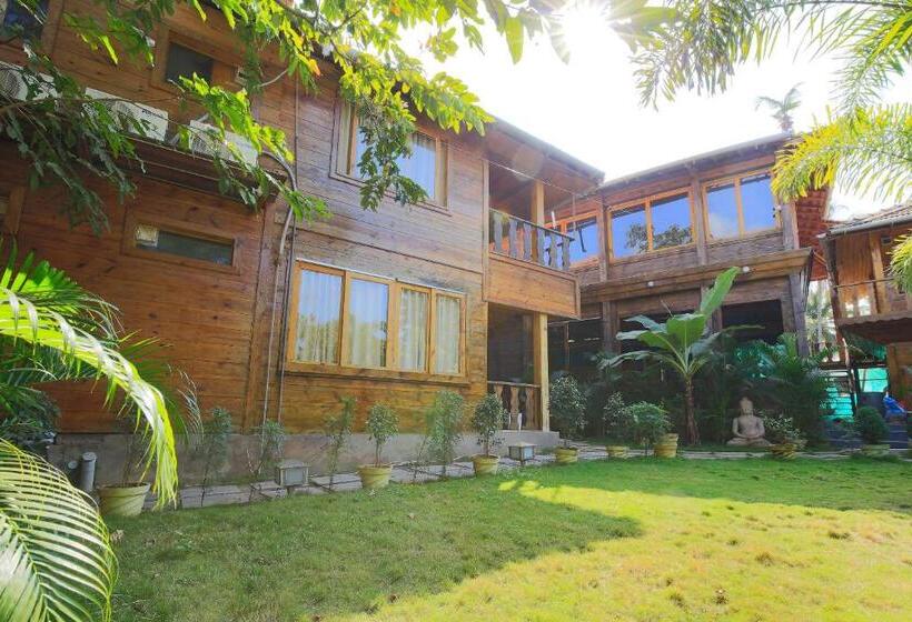 渡假胜地  Brushwood Villa  Cottages And Bar