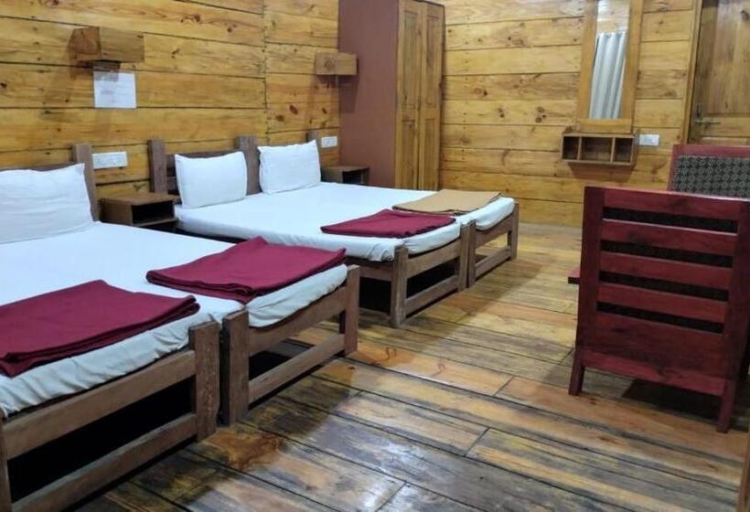 渡假胜地  Brushwood Villa  Cottages And Bar