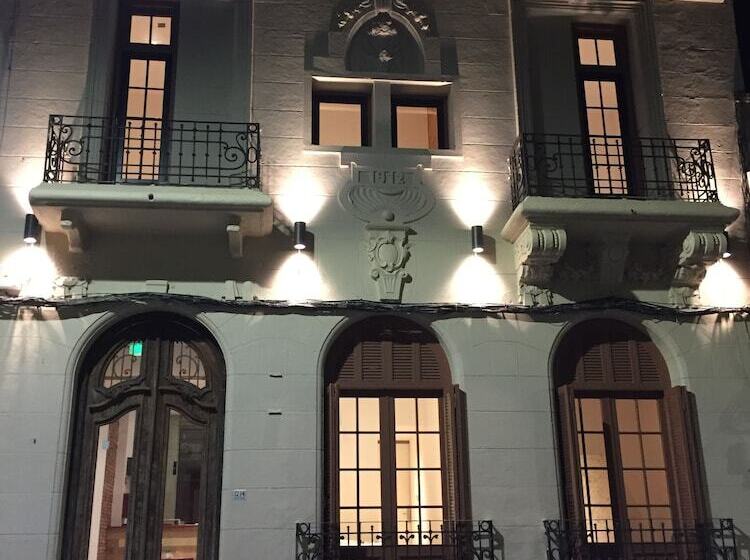 Circus Hostel&hotel Montevideo