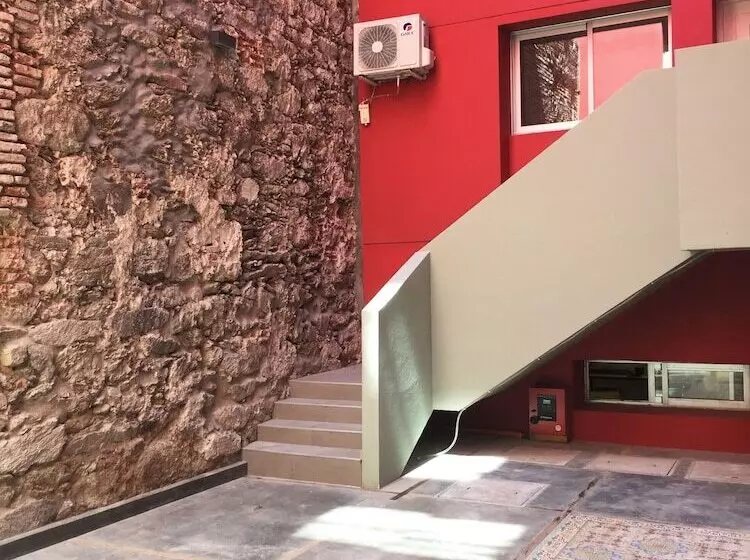 Circus Hostel&hotel Montevideo