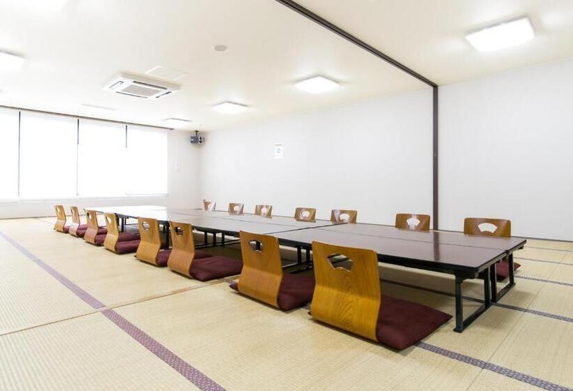 בית מלון כפרי Aomori Center