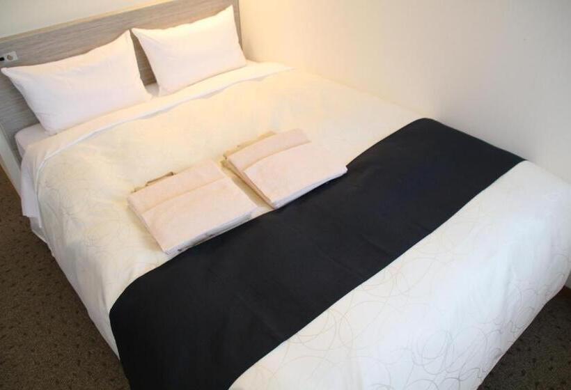 בית מלון כפרי Aomori Center