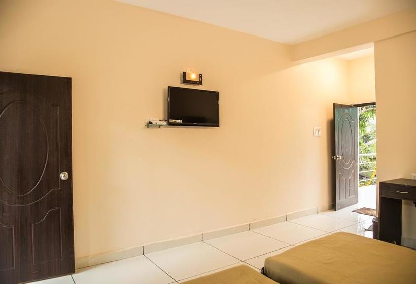 בית מלון כפרי Arambol Arbour