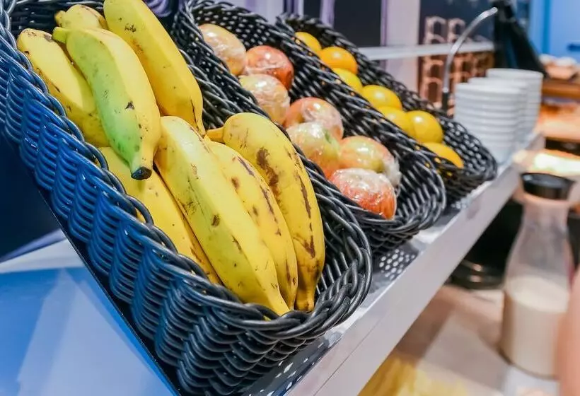 ホテル Ibis Budget Santos Gonzaga