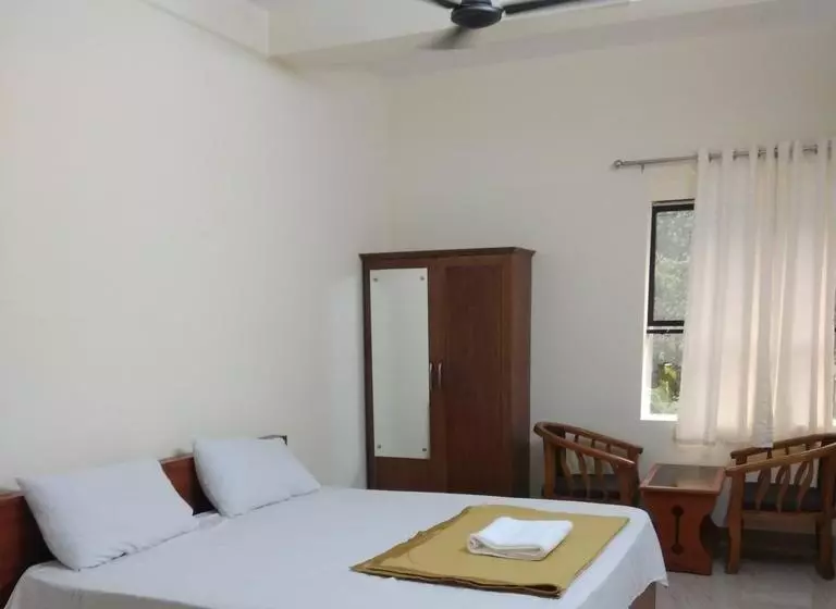 Hotelli Manjira Lodge