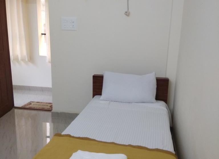 בית מלון כפרי Manjira Lodge