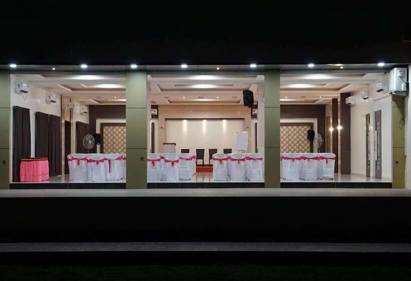 فندق Royal Palace