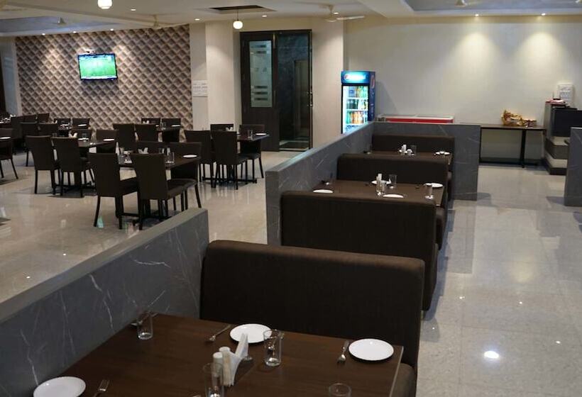 فندق Royal Palace