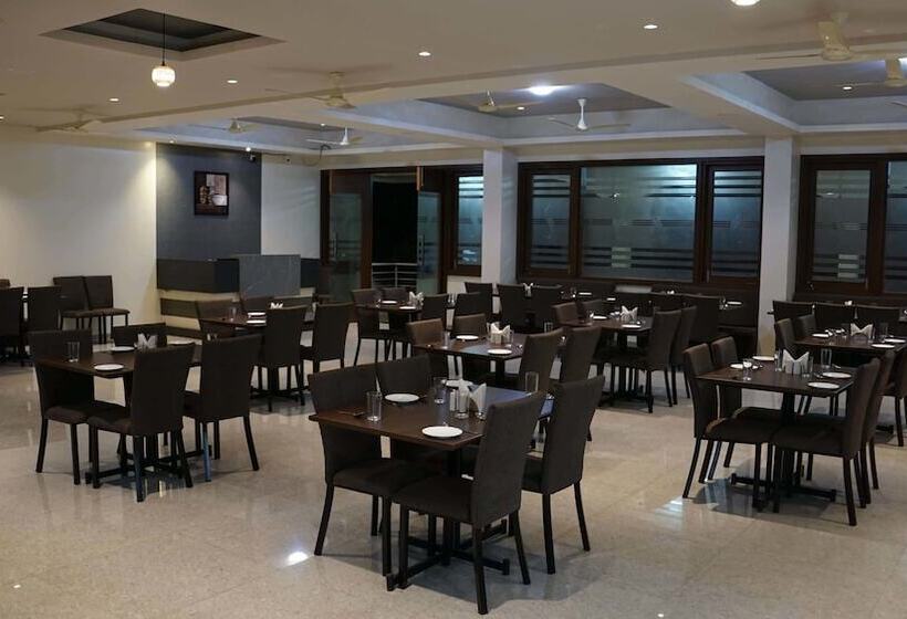 فندق Royal Palace