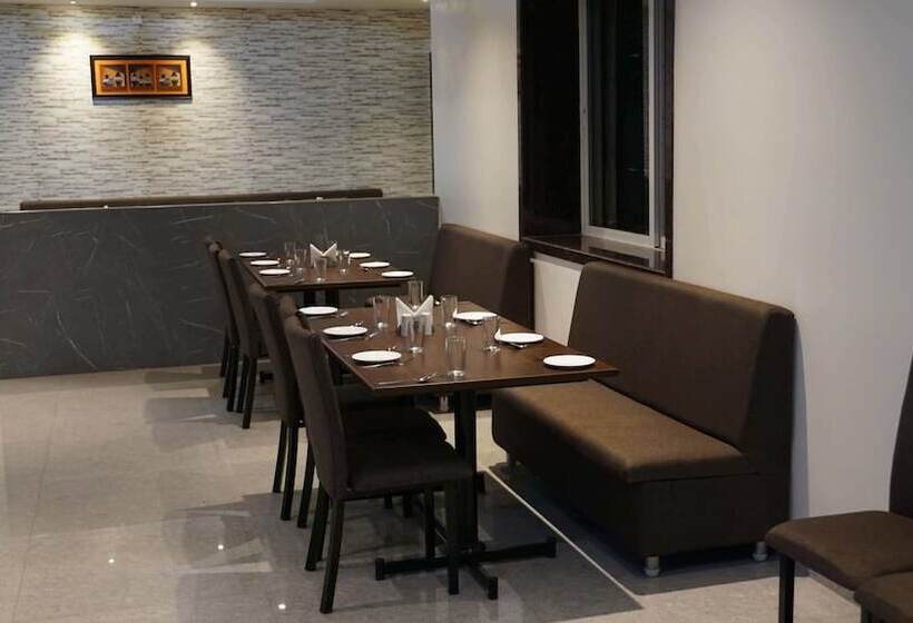 فندق Royal Palace