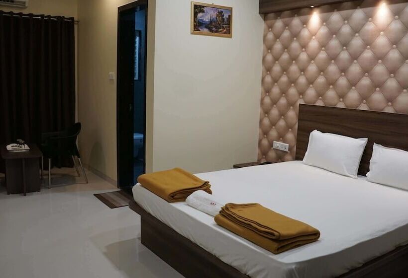 فندق Royal Palace