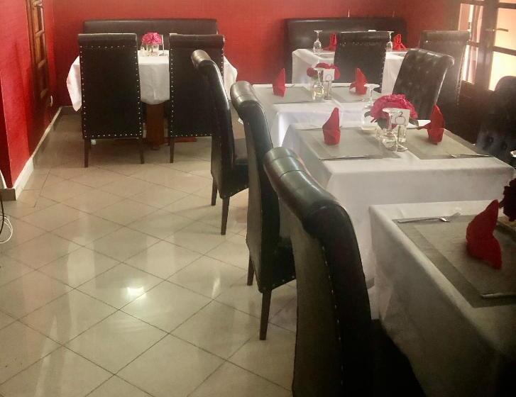 Otel Résidence Hôtelière Le Jomonia