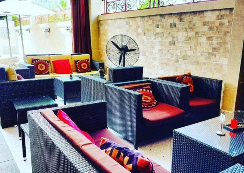 Otel Résidence Hôtelière Le Jomonia