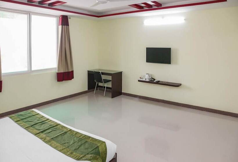 هتل Treebo Trip Annaya Royals Lucknow