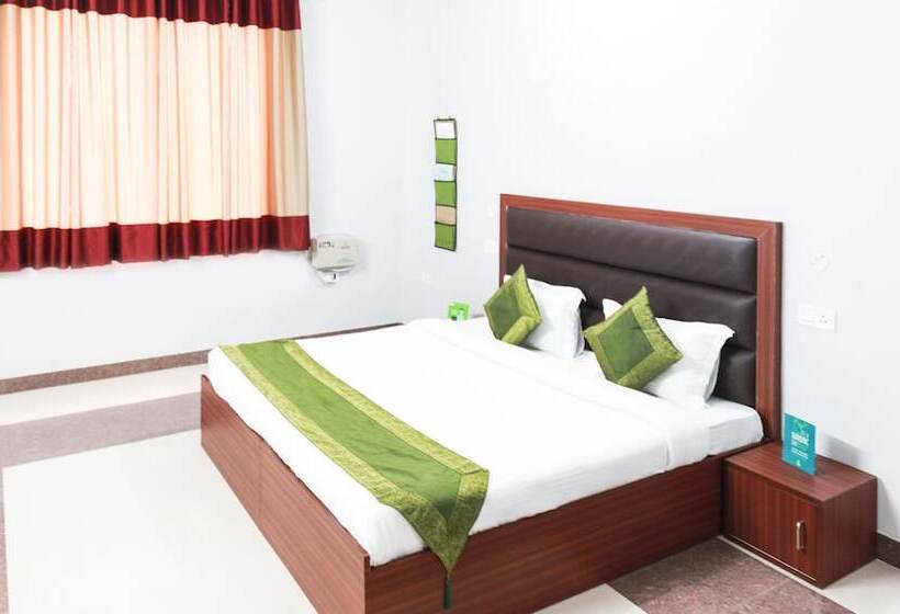 هتل Treebo Trip Annaya Royals Lucknow