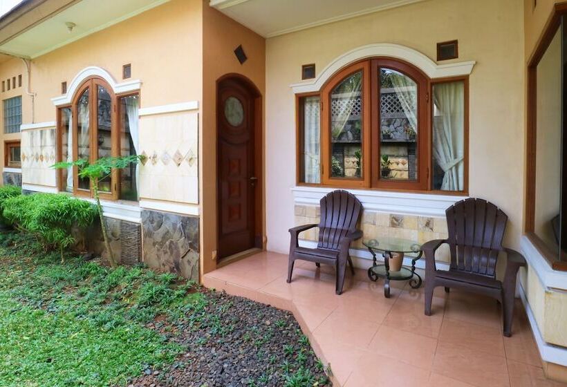 Maharani Guesthouse Tebet Syariah Hostel