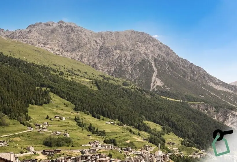 ホテル Hotiday Bormio Valdidentro