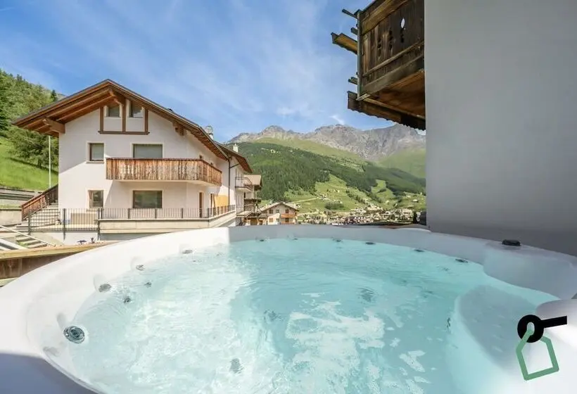 ホテル Hotiday Bormio Valdidentro