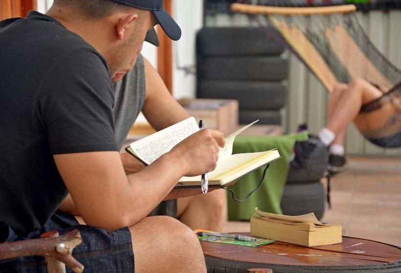 Arenal Container Hostel