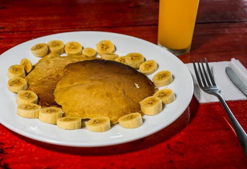 Arenal Container Hostel