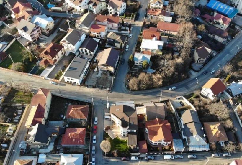 مبيت وإفطار Academia De Arhitectura