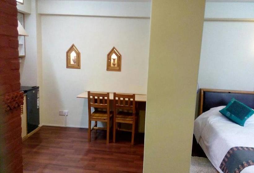 تختخواب و صبحانه Green Tara Heritage Home