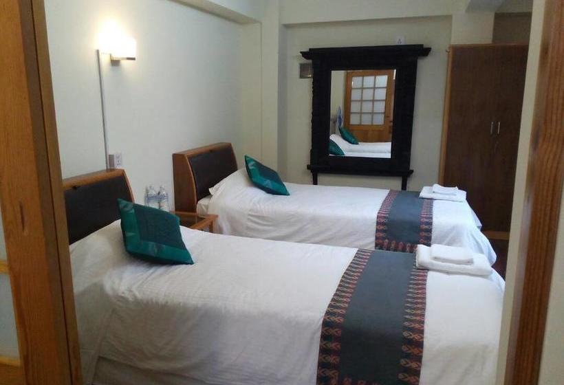 تختخواب و صبحانه Green Tara Heritage Home