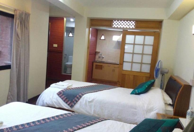 تختخواب و صبحانه Green Tara Heritage Home