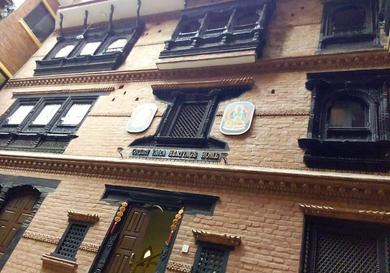 تختخواب و صبحانه Green Tara Heritage Home