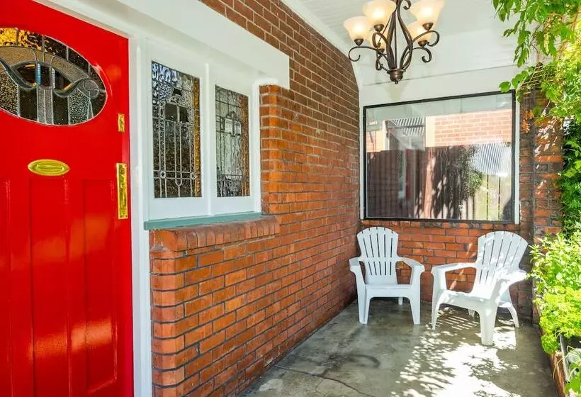 Aamiaismajoitus (B&B) The Sanctuary Beach Side And Spa