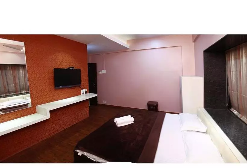 Aamiaismajoitus (B&B) Vrundavan Deluxe