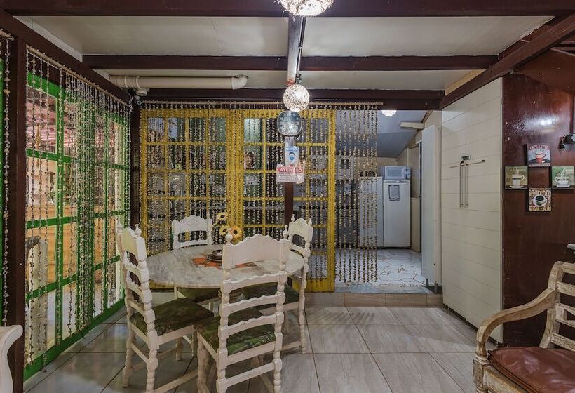 Aloha Noronha Hostel