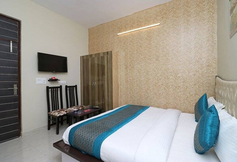 Hotel Fabexpress Gross Plaza