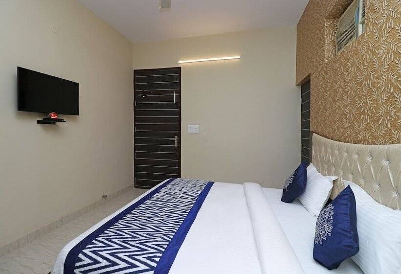 Hotel Fabexpress Gross Plaza