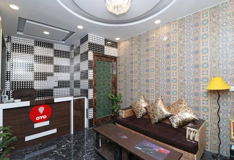 Hotel Fabexpress Gross Plaza