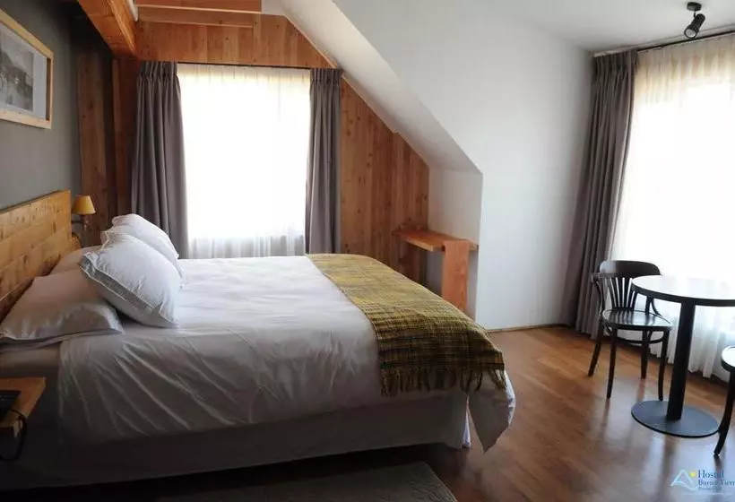 هتل Hostal Buena Tierra